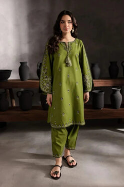 Sapphire SP-21 Embroidered Lawn 2pc