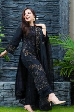 Dananeer-18405 Black Embroidered lawn 3pc