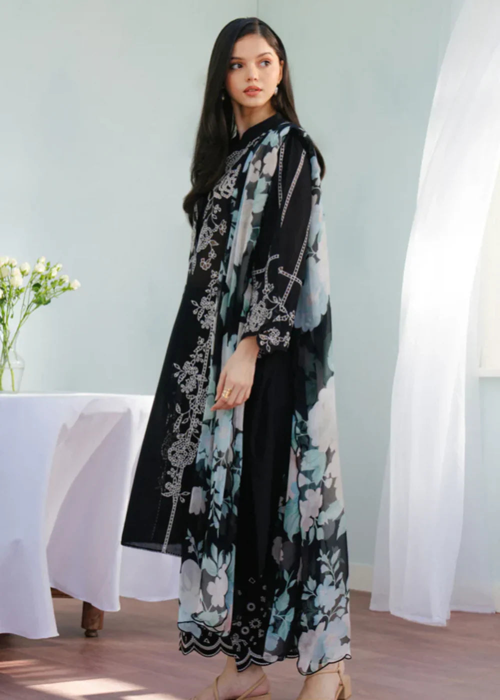 Eid Collection Coco D-135 Lawn Embroidered 3Pc - Image 2